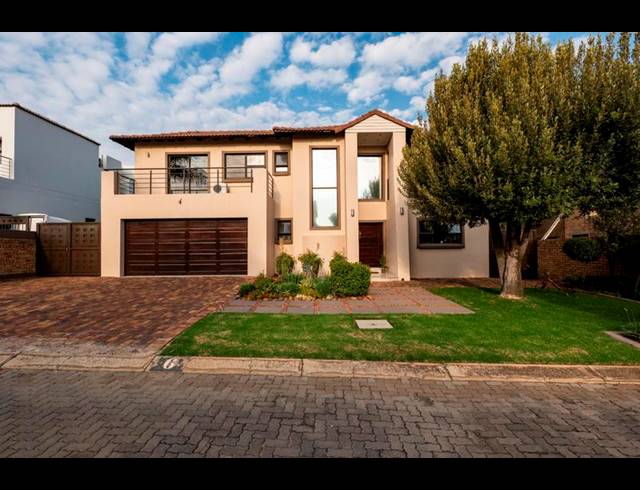 4 BEDROOM HOUSE FOR SALE IN MEYERSDAL